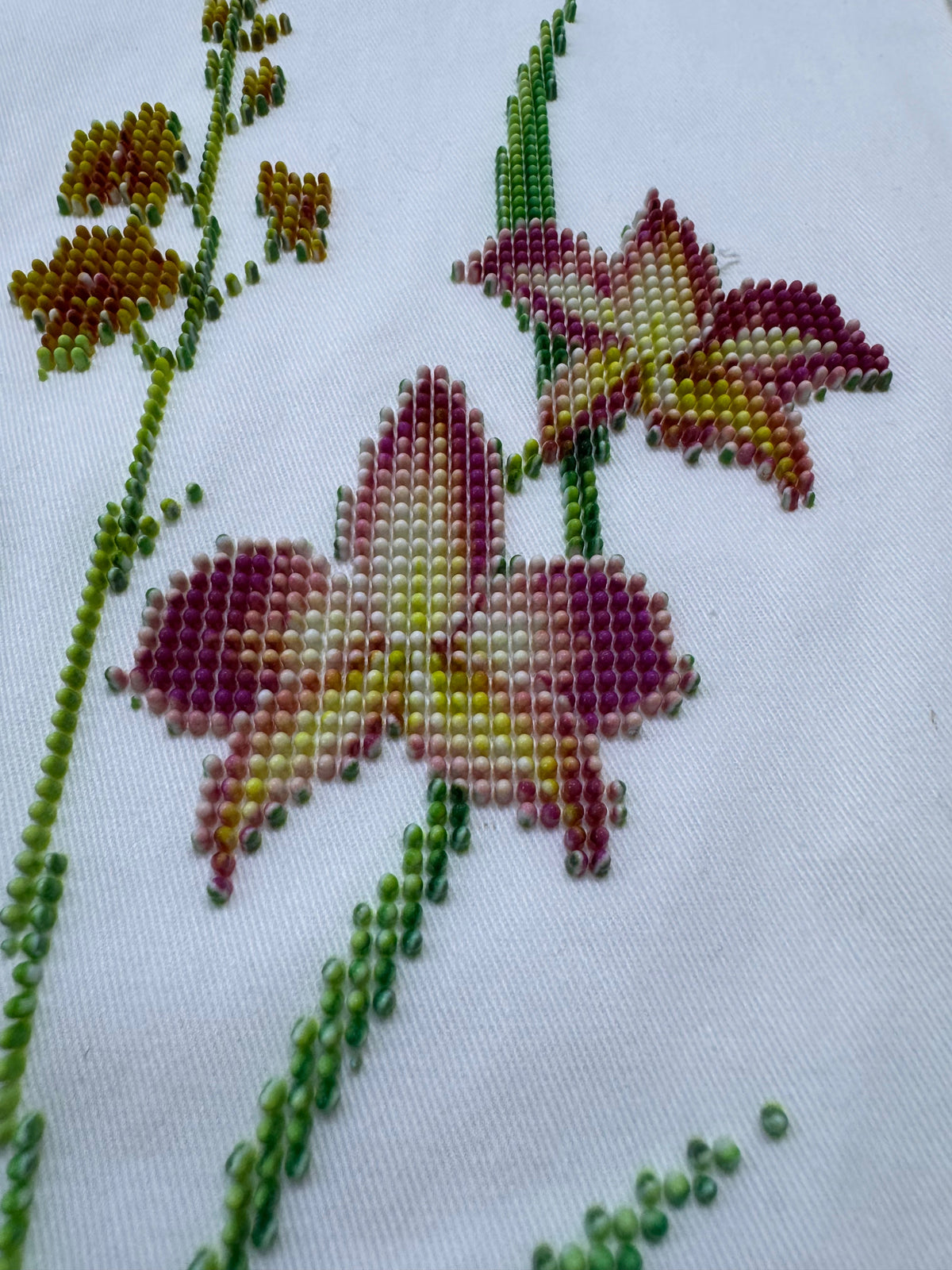 3D Flower White Cotton Shirt by Irina Voinea, close photograph of the 3D printed floral texture, detail 1